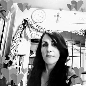 Meet your Posher, Chloe